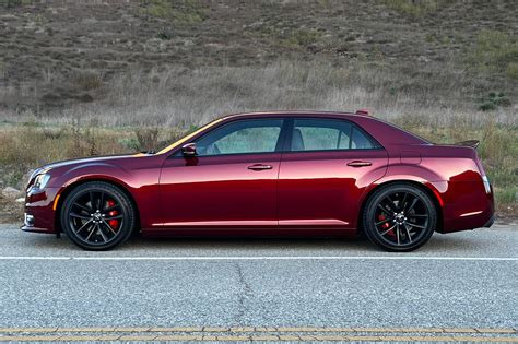 2023 Chrysler 300 Review and Test Drive | Capital One Auto Navigator