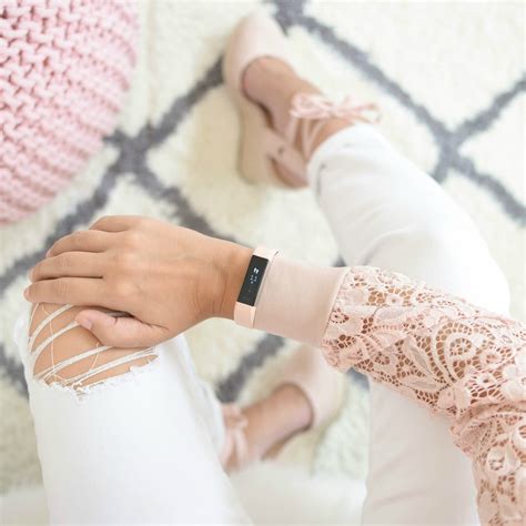 Fitbit Alta HR (2) – The Pink Millennial