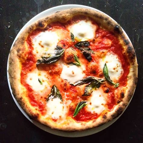 12 Best Hamilton Restaurants To Eat At (+ What To Order)