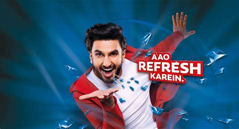 Colgate MaxFresh® Peppermint Ice Toothpaste