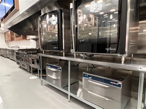 URC Dining – Davis, CA – San Diego Restaurant Supply | SDRS