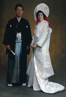 Traditional Japanese Wedding Suit by Traditional Japanese Weddings Most Japanese Weddings Traditional Japanese Wedding Suit