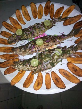 PIEDS DANS L'EAU, Kribi - Restaurant Reviews, Phone Number & Photos ...