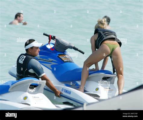 Exclusive!! Playboy Playmate and girlfriend of Hugh Hefner Kendra ...