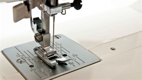 How To Raise Needle On Sewing Machine For Back Stitching