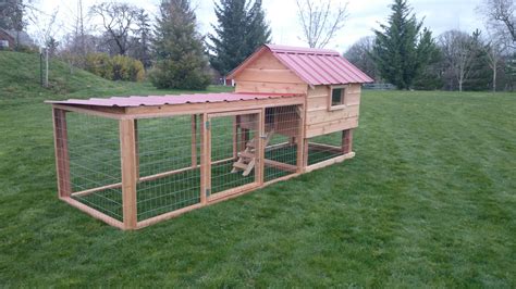 Chicken Run w/ Gable Roof | Chicken coop run, Chicken coop, Chicken diy