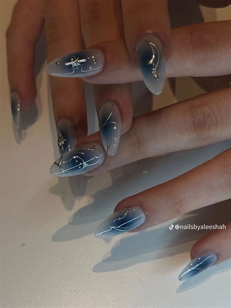 Pin by Laurenmaeopal on Nail inspo | Blue and silver nails, Formal ...