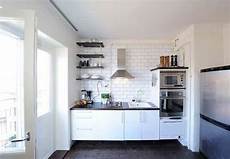 small apartment kitchen decorating ideas 20 spacious small kitchen ideas small apartment kitchen decorating ideas 20 spacious small kitchen ideas