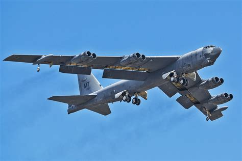 Rolls-Royce beats GE and Pratt&Whitney to replace USAF B-52H engines ...