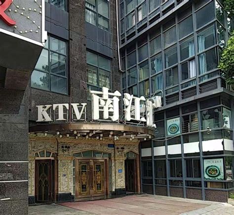 玩家必看！温州哪家KTV便宜又好玩/温州最高档豪华的KTV荤场消费 炎热的夏天，乏味一成不变。随着温度的升高，很多朋友都不想出