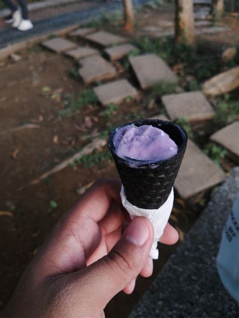 Why is it called dirty ice cream? : r/Philippines