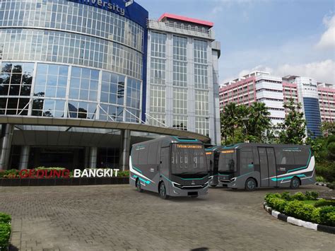 Small Bus 的图像结果