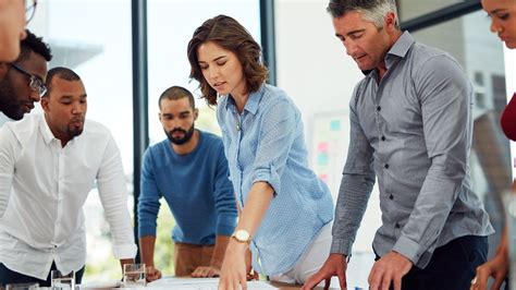 Art as a Tool for Self-Discovery: Unleashing Your Inner Creativity in ...