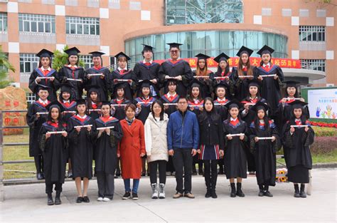 毕业照，让青春在此定格-广东外语外贸大学 公开教育|外语培训|成人教育 招生网
