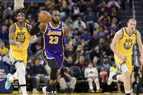 LeBron James scores 22 points, Lakers beat Warriors 125-120