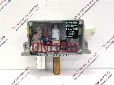 SCHMERSAL SWITCH DOOR ELEVATOR RETIRING CAM INTE AV 15LHE4 X35 U45 GRAD ...