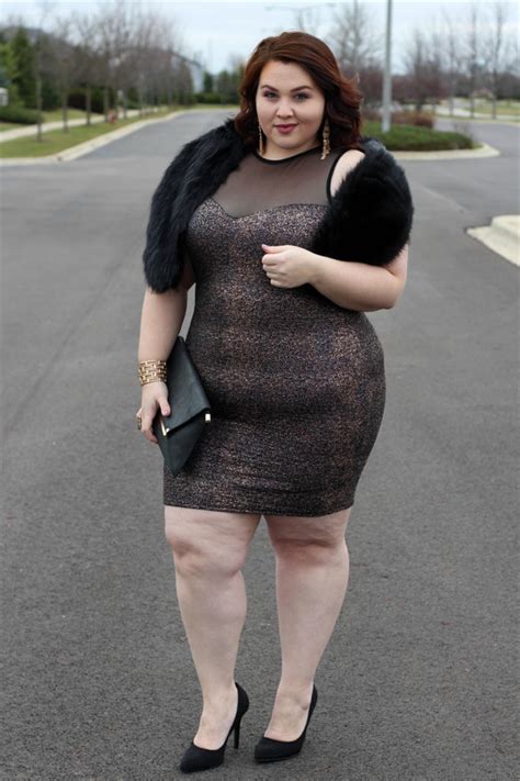 140斤的女矮胖子怎么穿搭？ - 知乎