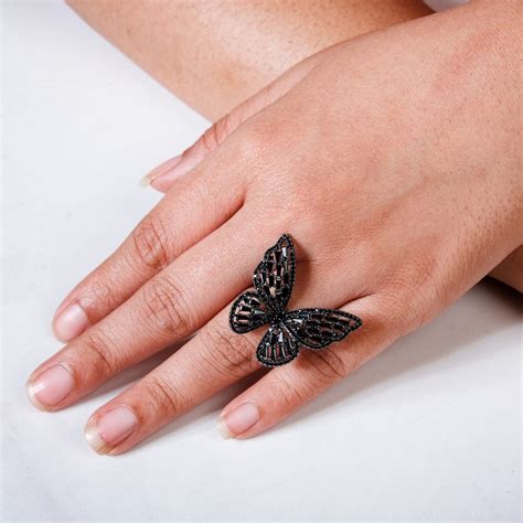 Ring Online - Premium Butterfly Statement Ring Black | Nestasia
