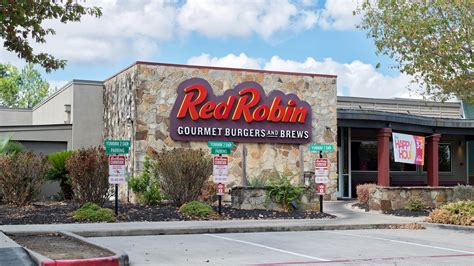 Red Robin closing restaurants; list of struggling dining chains grows ...