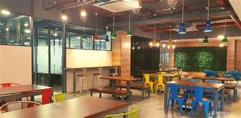 Coworking space for rent in Pune Tower 15 • MatchOffice