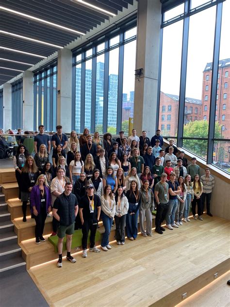 A warm welcome to the new Laboratory Scientist (Bioscience and Chemical ...