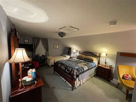 SAMPLER HOUSE BED AND BREAKFAST (Milton) - 2025 B&B Reviews & Photos ...