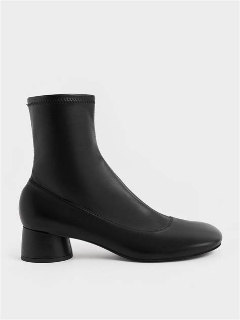 Black Boots for Women | Shop Online | CHARLES & KEITH IN