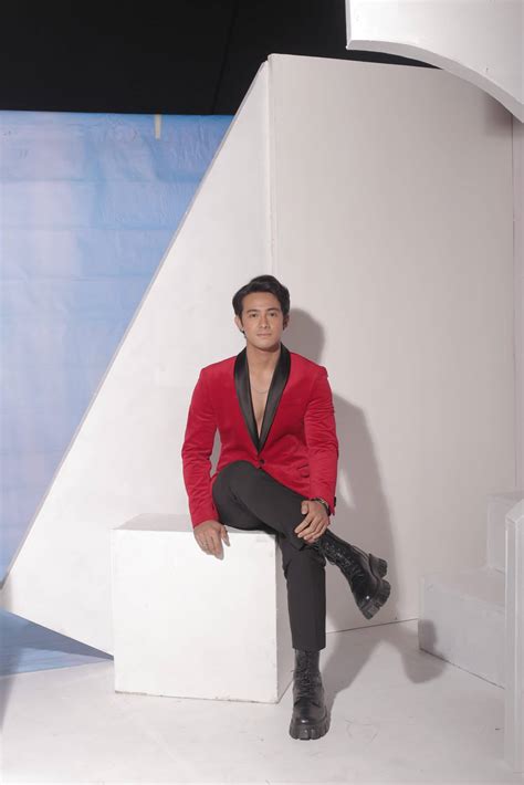 Argel Saycon - StarMagic