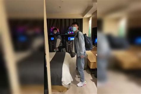 魔怔了！男子酒店隔离20天对房间了如指掌：花洒58个孔4个不出水_隔离_房间_男子