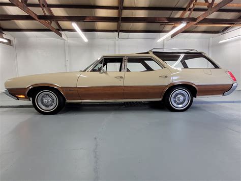 1971 Oldsmobile Vista Cruiser | GAA Classic Cars