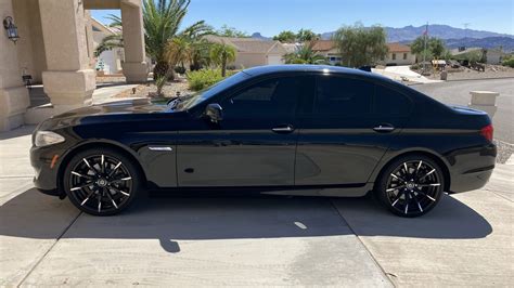 2011 BMW 528i Sedan at Las Vegas 2022 as T63 - Mecum Auctions