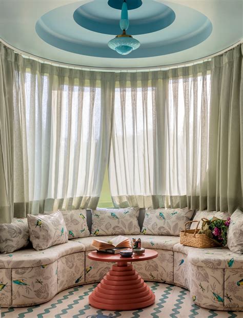 This Delhi home uses inlay, mosaic and glass to cleverly weave memories ...