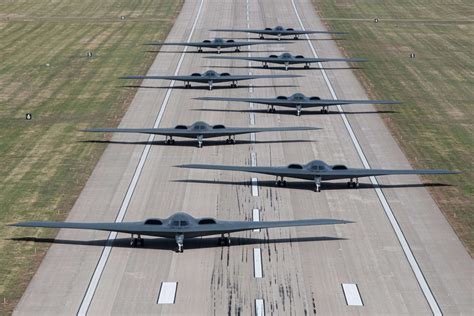 In pictures: B-2 Spirit strategic bombers conduct elephant walk - AeroTime