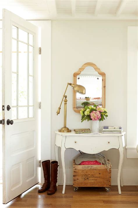 24 Entryway Table Decor Ideas That Create the Perfect Welcome