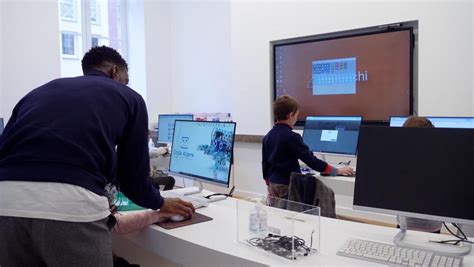 Interactive Classroom Technology 的图像结果