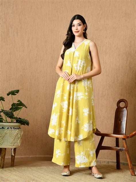 Indya Flared Fit Printed Kurta with Straight Pant – Kelin