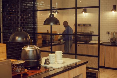 Commercial Kitchen 4K 的图像结果