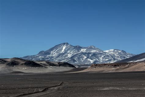 Volcán Ojos del Salado - Andeshandbook