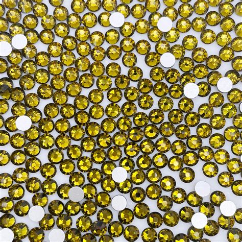 Full Rhinestone Mask Tutorial 的图像结果