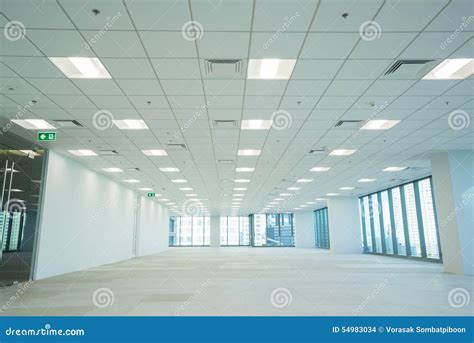 Empty Building Space 的图像结果