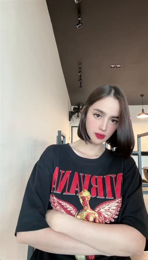 Mas Mura, Tatak-Pinoy Na Modernized Jeep, Ipinakita Ng Isang Transport G...