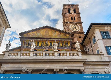 Basilica of Santa Maria in Trastevere. Rome. Italy Editorial Stock ...