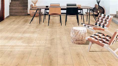 Water Resistant Laminate Flooring Essence Oak | DFO
