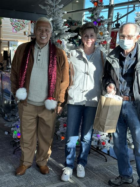 Backyard Store 的图像结果