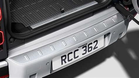 Land Rover Defender | Country Accessory Pack | Land Rover