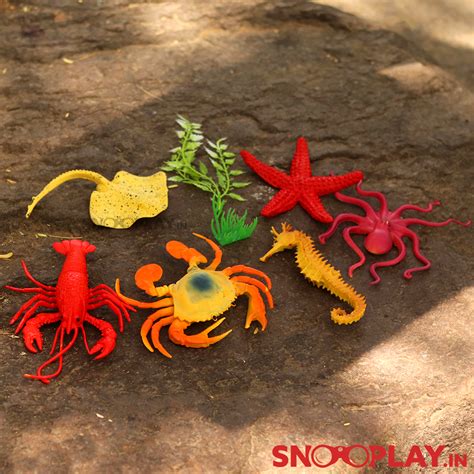 Buy Pack of 4 Sea Animals Playset (3-7 Years) on Snooplay India