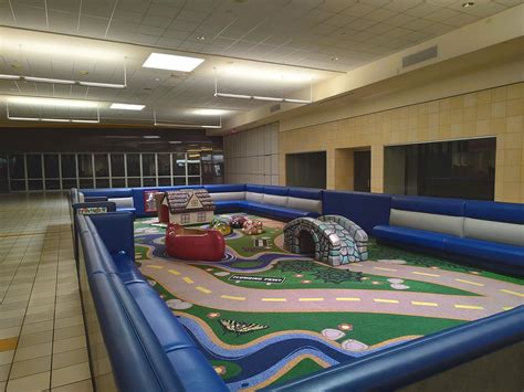 the playplace : r/LiminalSpace