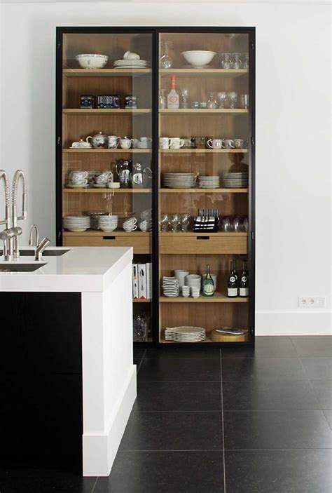 A Gallery of Glass Kitchen Cabinet Doors That Are Gorgeous and ...