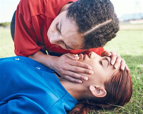 Breathing Emergency: 10 Quick First Aid Tips to Handle Them
