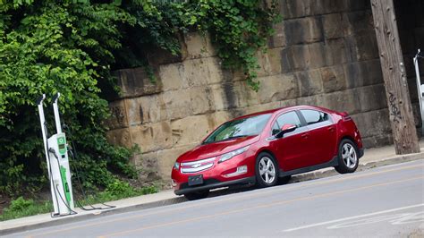 Chevy Volt Deserves Its Flowers, Even If People Never Learned to Use PHEVs Right